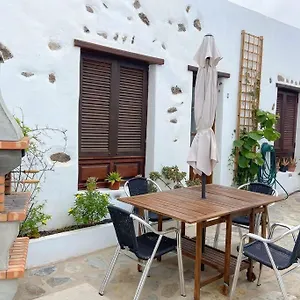  Сasa de vacaciones Eco Reyna House